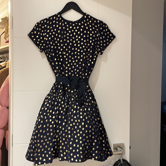 Kids midi dress simple and cute with tulle at the bottom and zipper at the back. - Picture 2 of 3